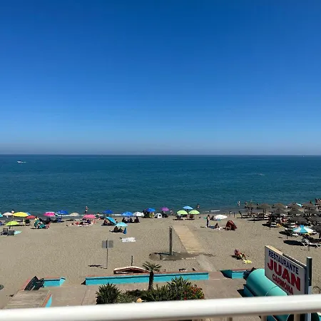 Antares Premium House La Carihuela 1ª Linea Playa Apartment *
